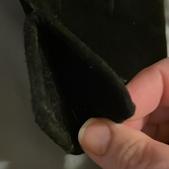 Vintage black suede gloves with fleece lining and braid trim, L, EUC - Picture 6 of 6